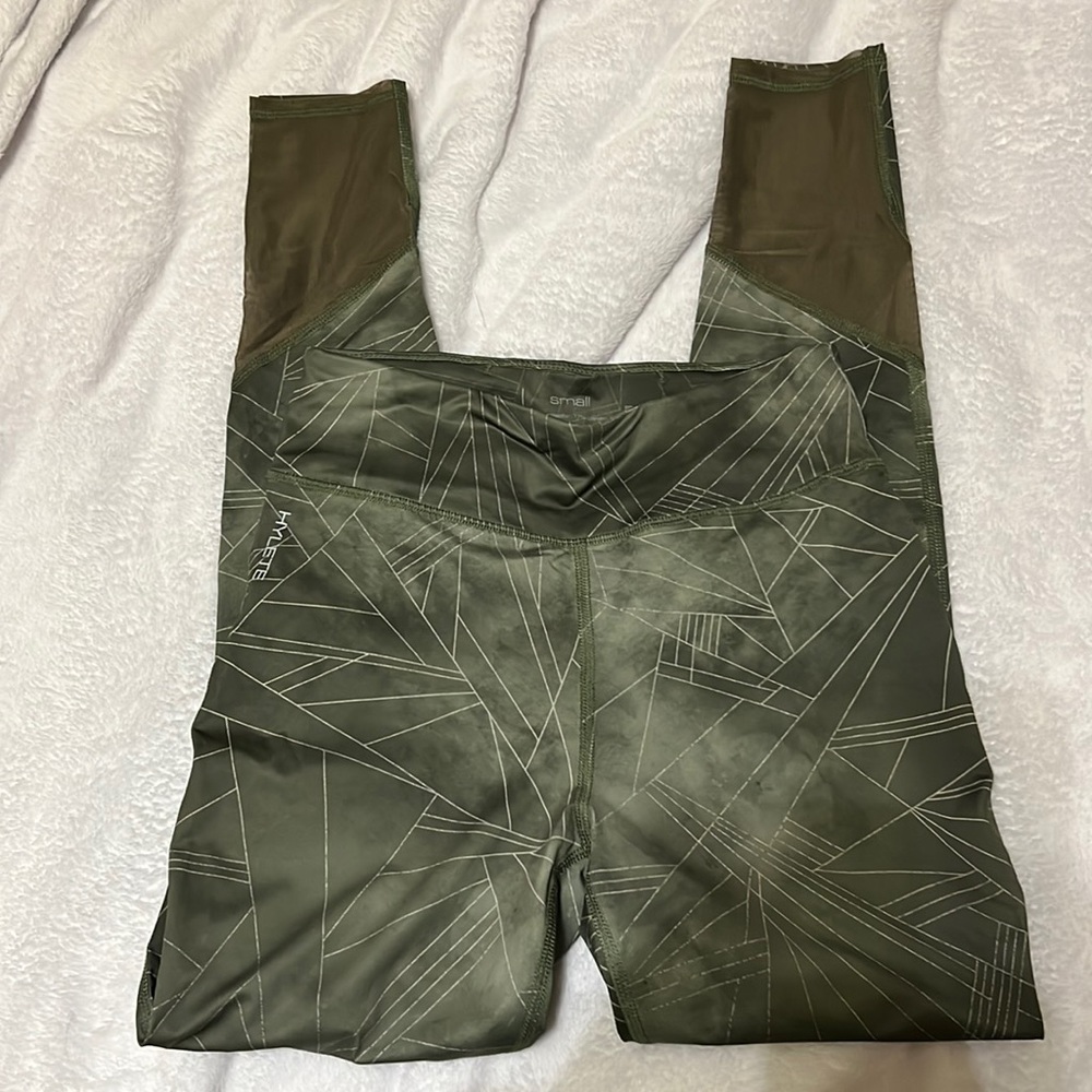 Hylete women’s leggings.